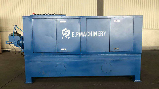 Charcoal extruding machine